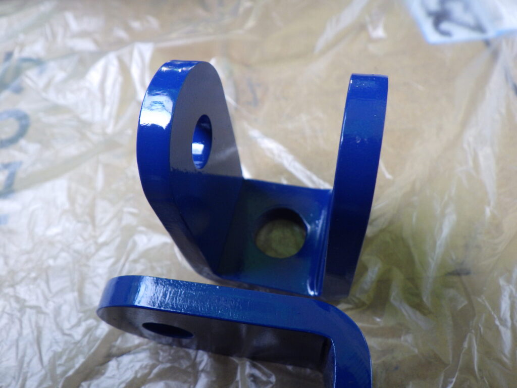 機械部品(U字型ブラケット)